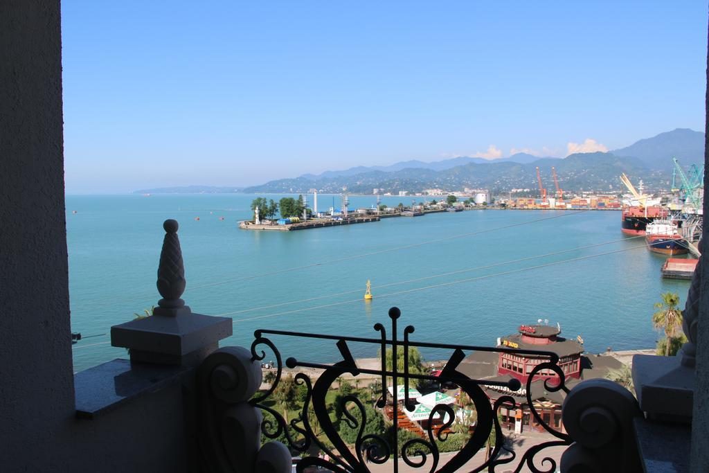Odisea Apart Hotel Batoumi Extérieur photo