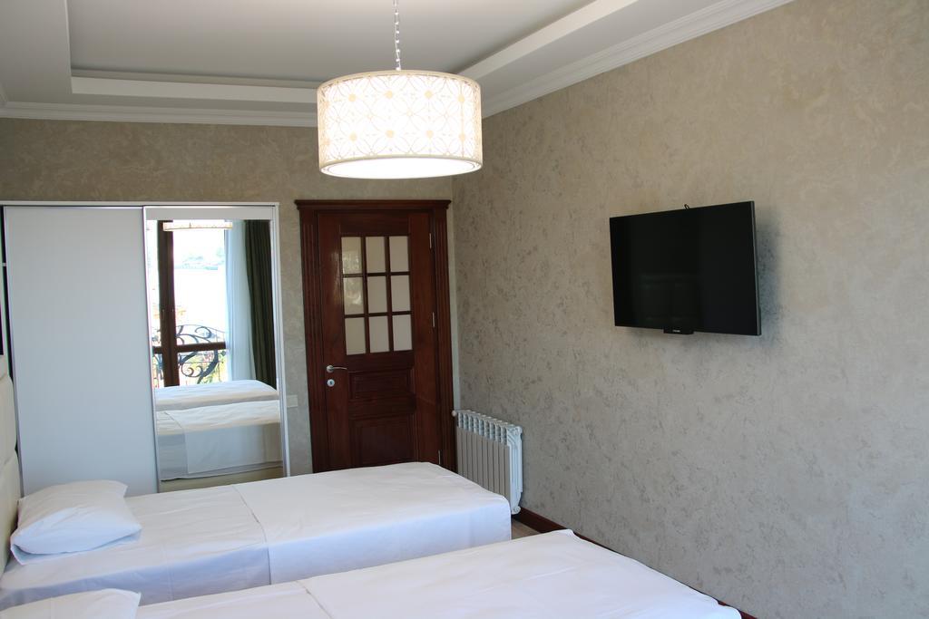 Odisea Apart Hotel Batoumi Extérieur photo