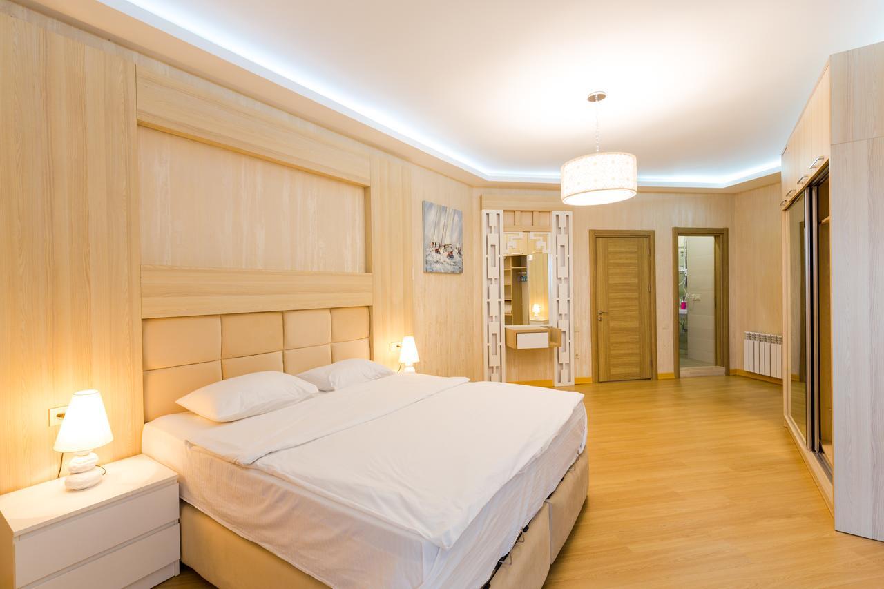 Odisea Apart Hotel Batoumi Extérieur photo