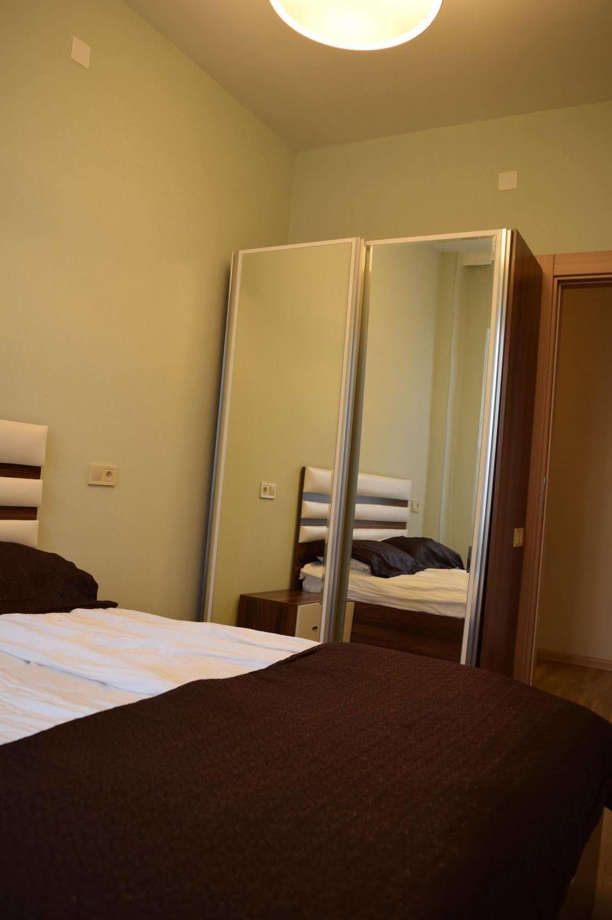 Odisea Apart Hotel Batoumi Extérieur photo