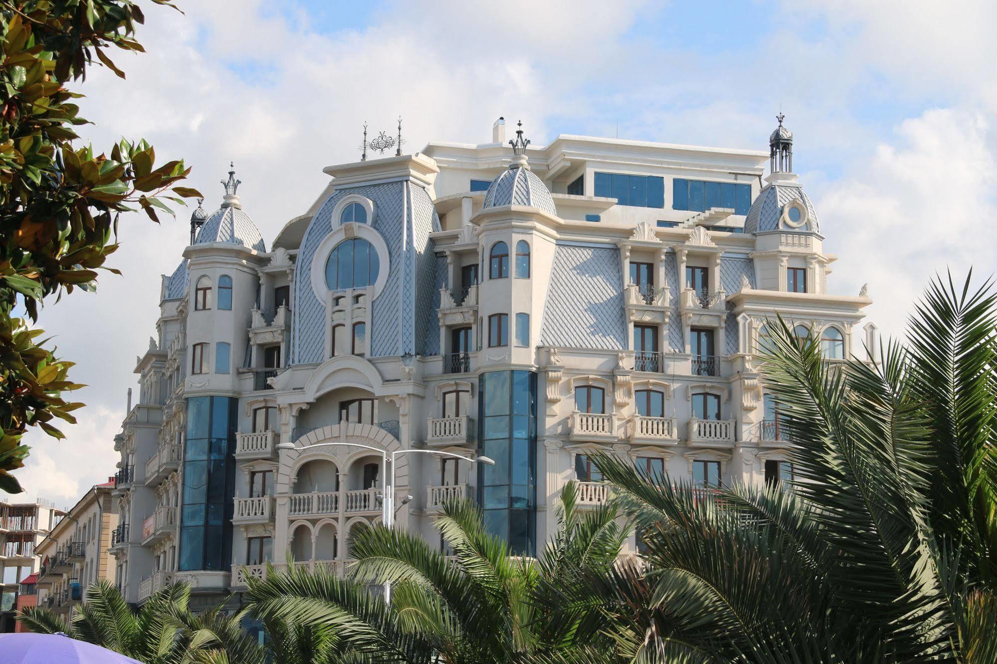 Odisea Apart Hotel Batoumi Extérieur photo
