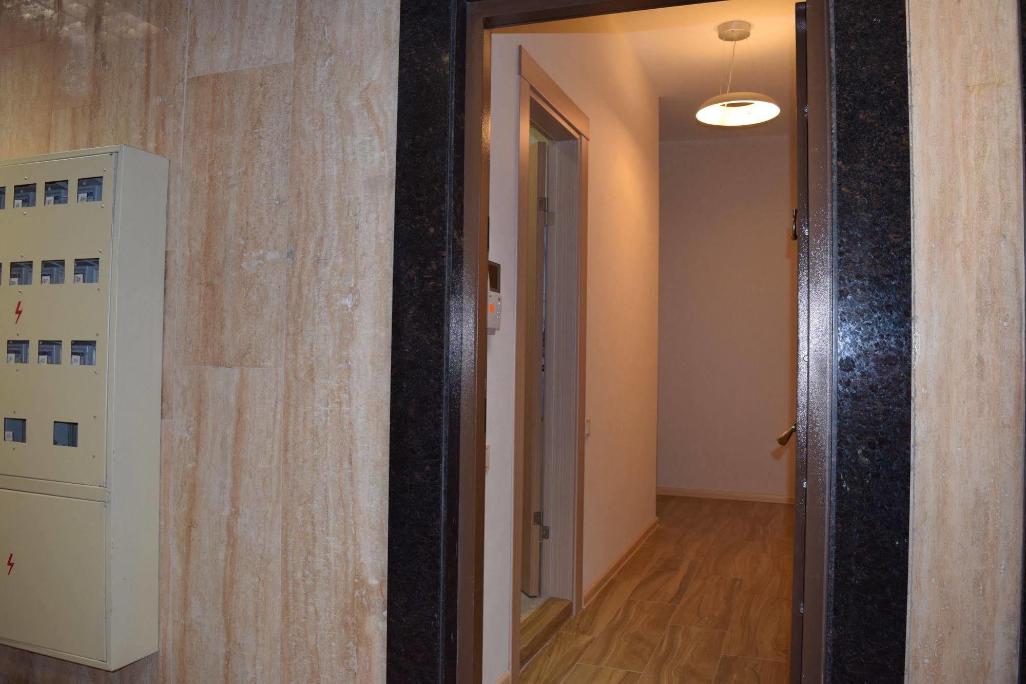 Odisea Apart Hotel Batoumi Extérieur photo